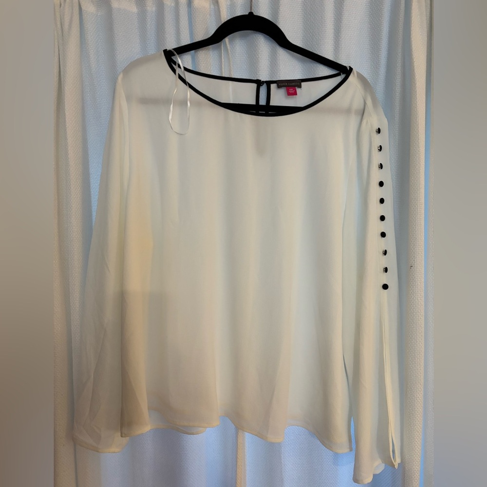 NWT - Vince Camuto Blouse